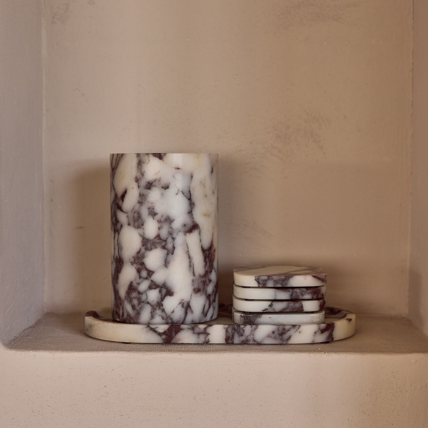 Marmorplatte oval 30x15cm Calacatta