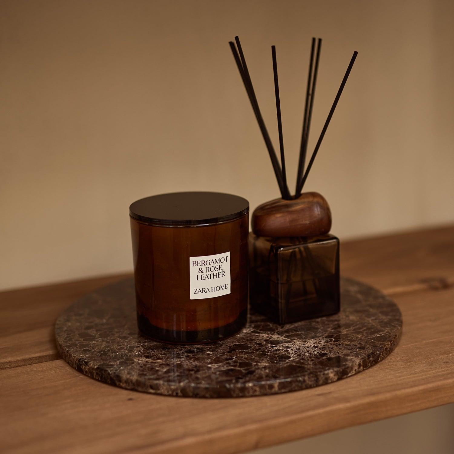 Bruin marmer dienblad rond 30cm MOOISA